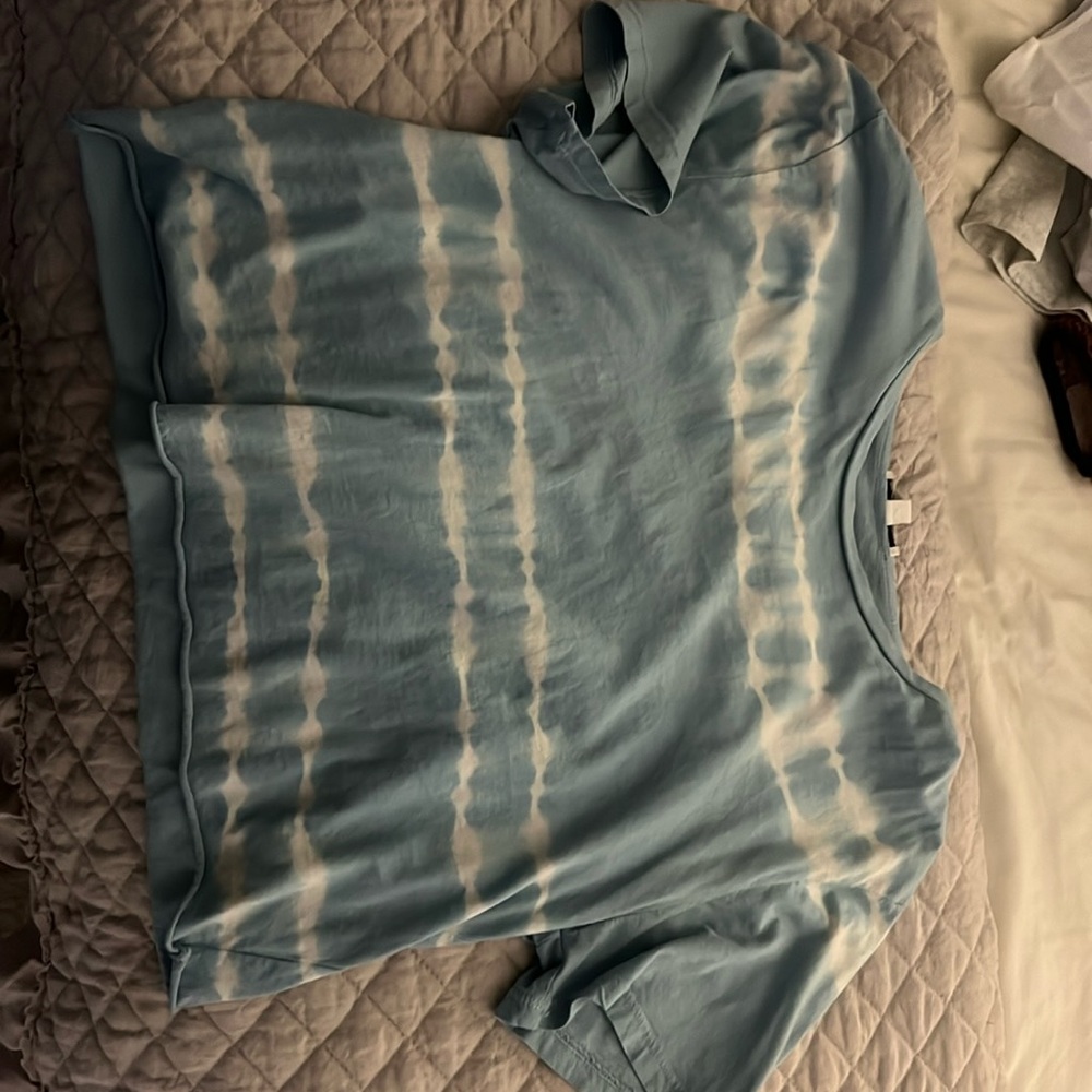 Bought in Italy so adorable and barely worn !